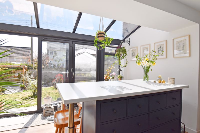 Kitchen- click for photo gallery